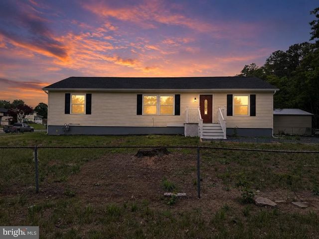 656 NOTTINGHAM DR, Vineland, NJ 08360