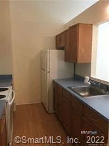 196 Crown Street 2E, New Haven, CT 06510