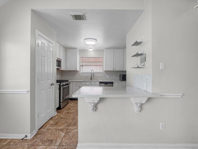 18634 S Wimbledon Drive, Katy, TX 77449