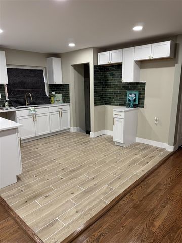 16540 Marlowe Street, Detroit, MI 48235