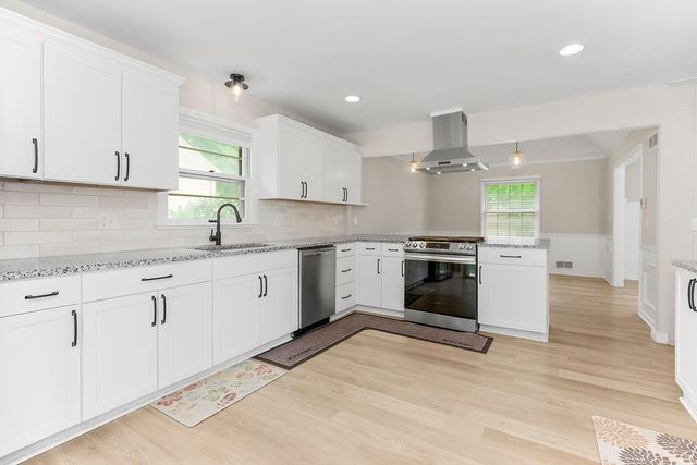 301 W 116th Street, Kansas City, MO 64114