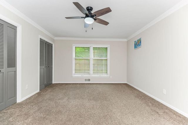 301 W 116th Street, Kansas City, MO 64114