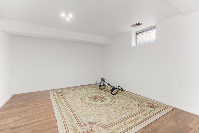 301 W 116th Street, Kansas City, MO 64114
