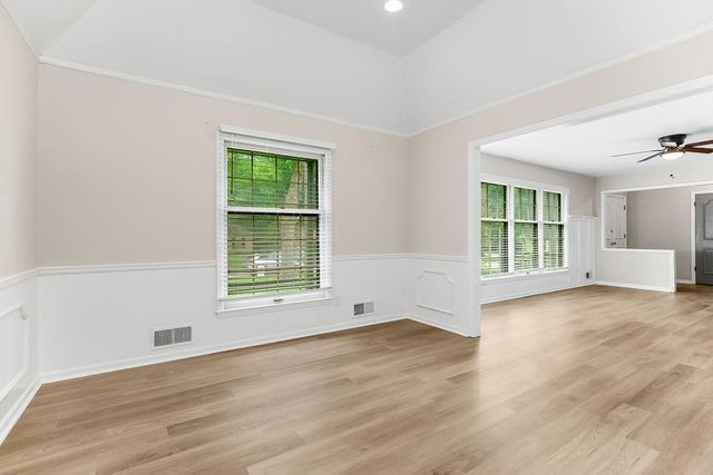 301 W 116th Street, Kansas City, MO 64114