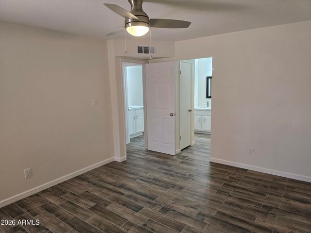 715 N ARROWHEAD Drive 3, Chandler, AZ 85224