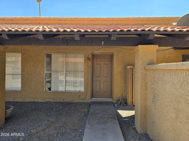 715 N ARROWHEAD Drive 3, Chandler, AZ 85224