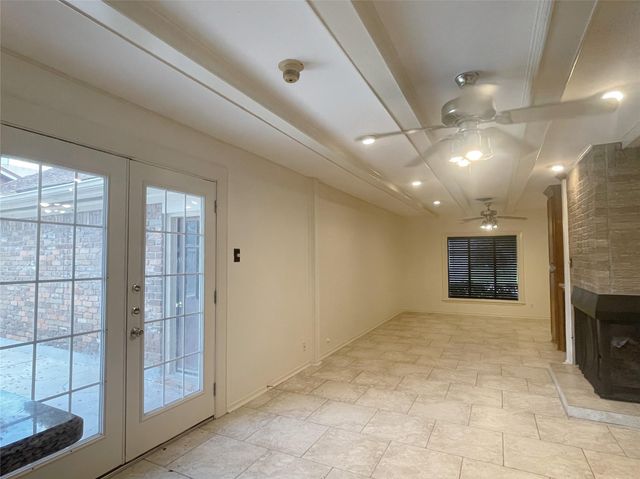 9655 Meadowcroft Drive, Houston, TX 77063