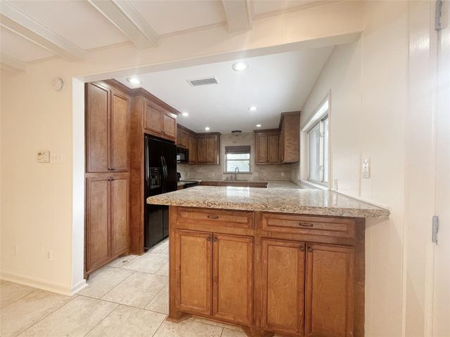 9655 Meadowcroft Drive, Houston, TX 77063