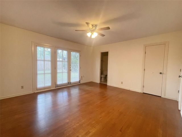 9655 Meadowcroft Drive, Houston, TX 77063