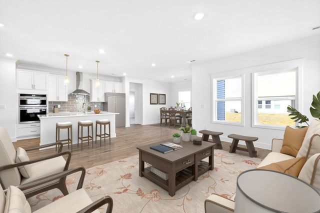 2011 Bennett Creek Dr, Columbia, TN 38401