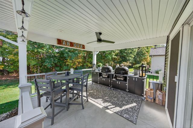 2436 E Timberstone Drive, Elkhart, IN 46514
