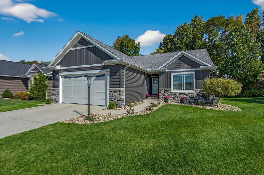 2436 E Timberstone Drive, Elkhart, IN 46514