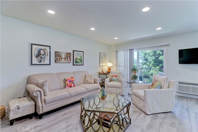 3365 Punta Alta 2F, Laguna Woods, CA 92637