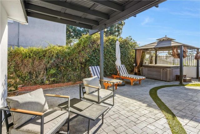 25266 Pacifica, Mission Viejo, CA 92691