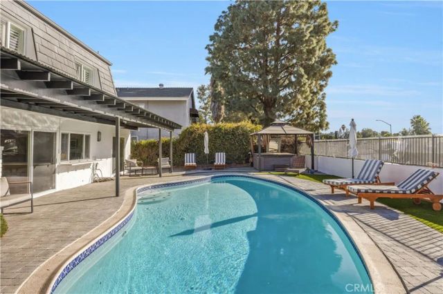 25266 Pacifica, Mission Viejo, CA 92691