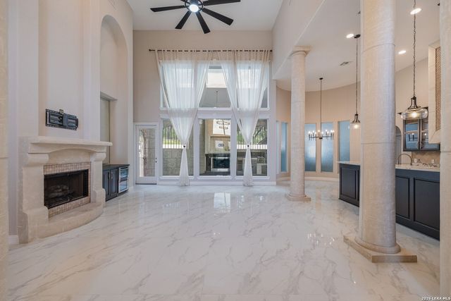 3 BENCHWOOD CIR, San Antonio, TX 78248