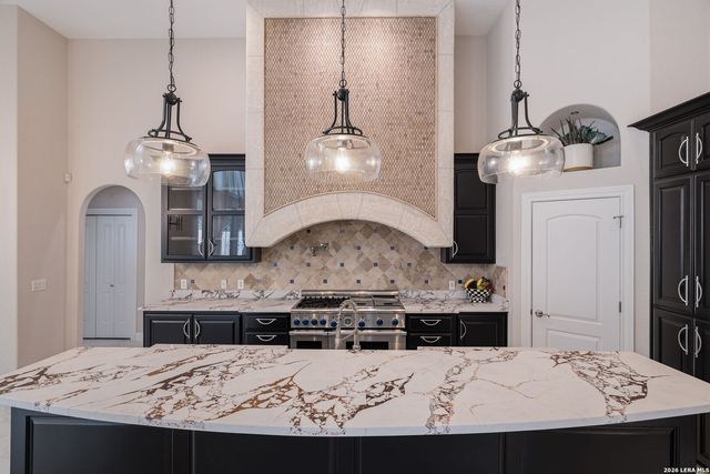 3 BENCHWOOD CIR, San Antonio, TX 78248