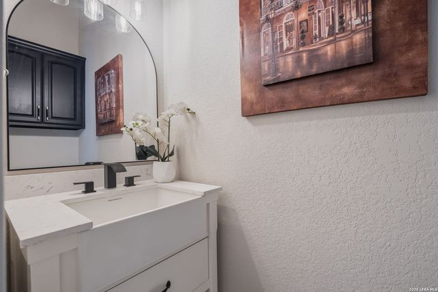 3 BENCHWOOD CIR, San Antonio, TX 78248