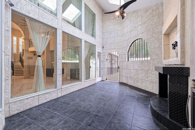 3 BENCHWOOD CIR, San Antonio, TX 78248