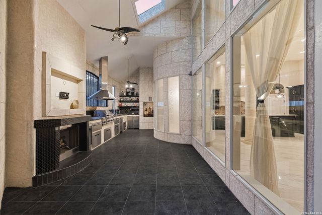 3 BENCHWOOD CIR, San Antonio, TX 78248