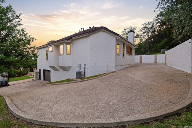 3 BENCHWOOD CIR, San Antonio, TX 78248