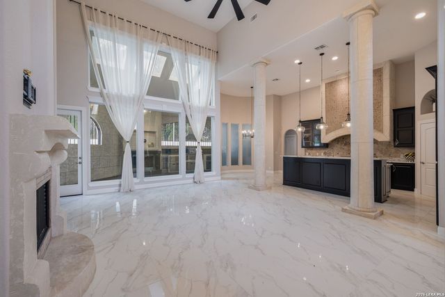 3 BENCHWOOD CIR, San Antonio, TX 78248