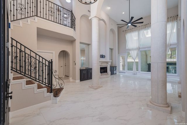3 BENCHWOOD CIR, San Antonio, TX 78248