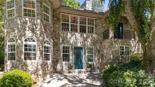 3 Northwood Road, Asheville, NC 28804