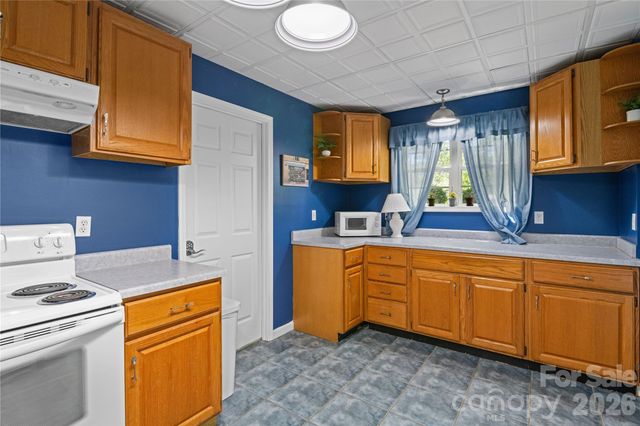 3 Northwood Road, Asheville, NC 28804