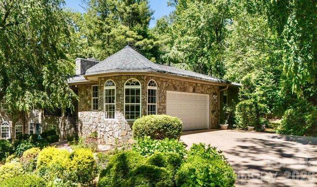 3 Northwood Road, Asheville, NC 28804
