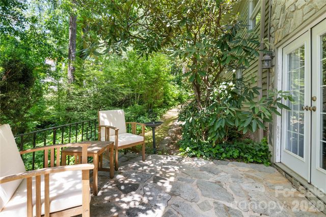 3 Northwood Road, Asheville, NC 28804