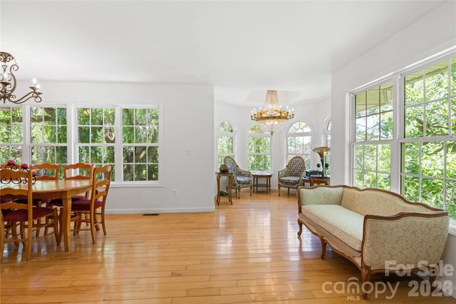 3 Northwood Road, Asheville, NC 28804