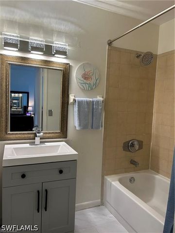 1005 SW 48th TER 7, Cape Coral, FL 33914