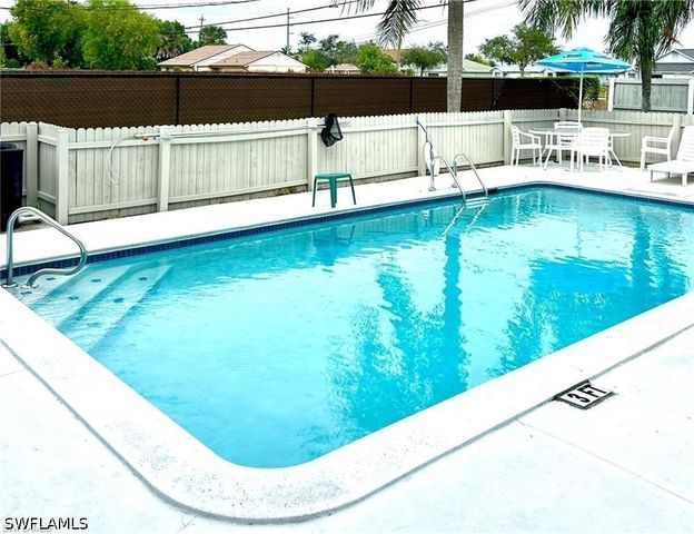 1005 SW 48th TER 7, Cape Coral, FL 33914
