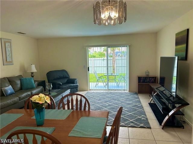 1005 SW 48th TER 7, Cape Coral, FL 33914