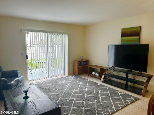 1005 SW 48th TER 7, Cape Coral, FL 33914