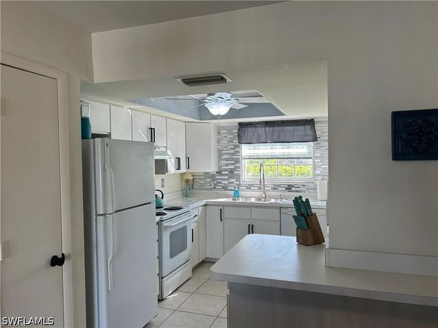 1005 SW 48th TER 7, Cape Coral, FL 33914