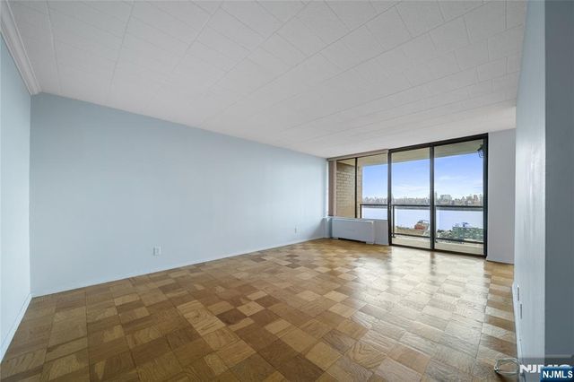 9060 Palisade Avenue 507, North Bergen, NJ 07047