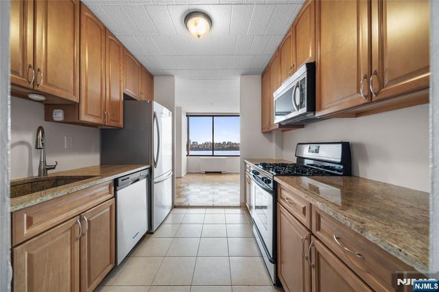 9060 Palisade Avenue 507, North Bergen, NJ 07047