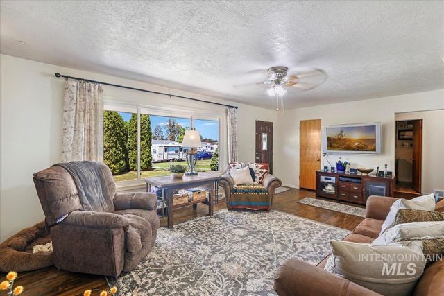 917 Del Mar Circle, Twin Falls, ID 83301