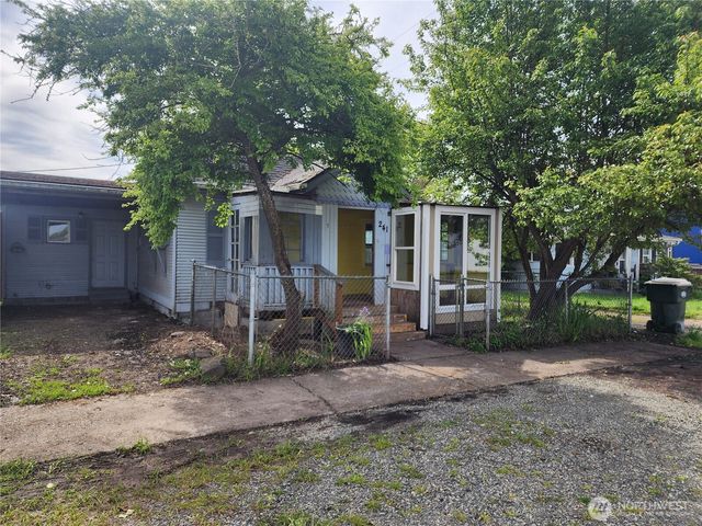 241 SW 10th Street, Chehalis, WA 98532