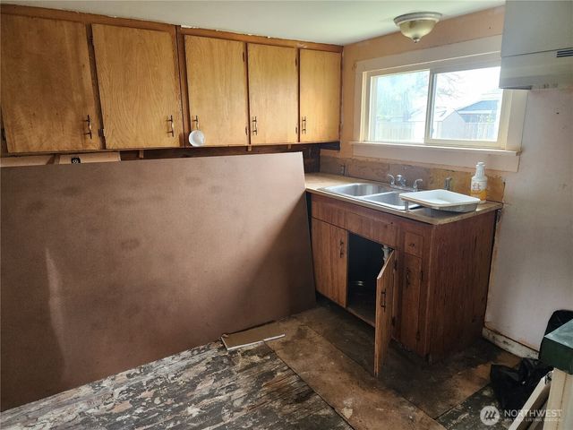 241 SW 10th Street, Chehalis, WA 98532