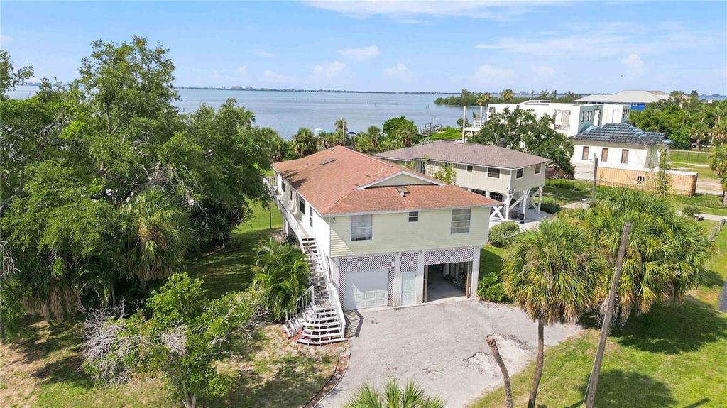 6904 22ND STREET W, BRADENTON, FL 34207 — exterior