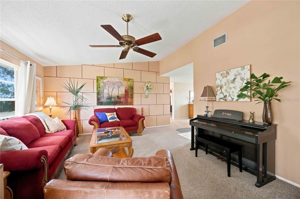Image 19 of property listing at 6904 22ND STREET W, Bradenton, FL 34207