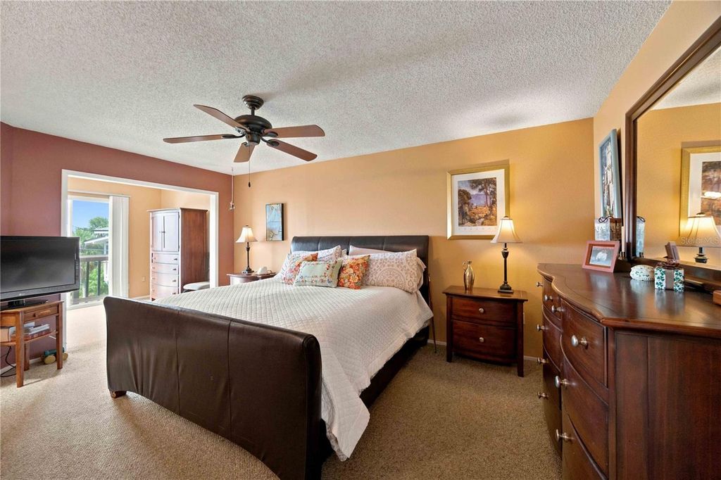 Image 23 of property listing at 6904 22ND STREET W, Bradenton, FL 34207