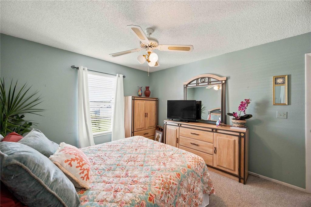 Image 31 of property listing at 6904 22ND STREET W, Bradenton, FL 34207