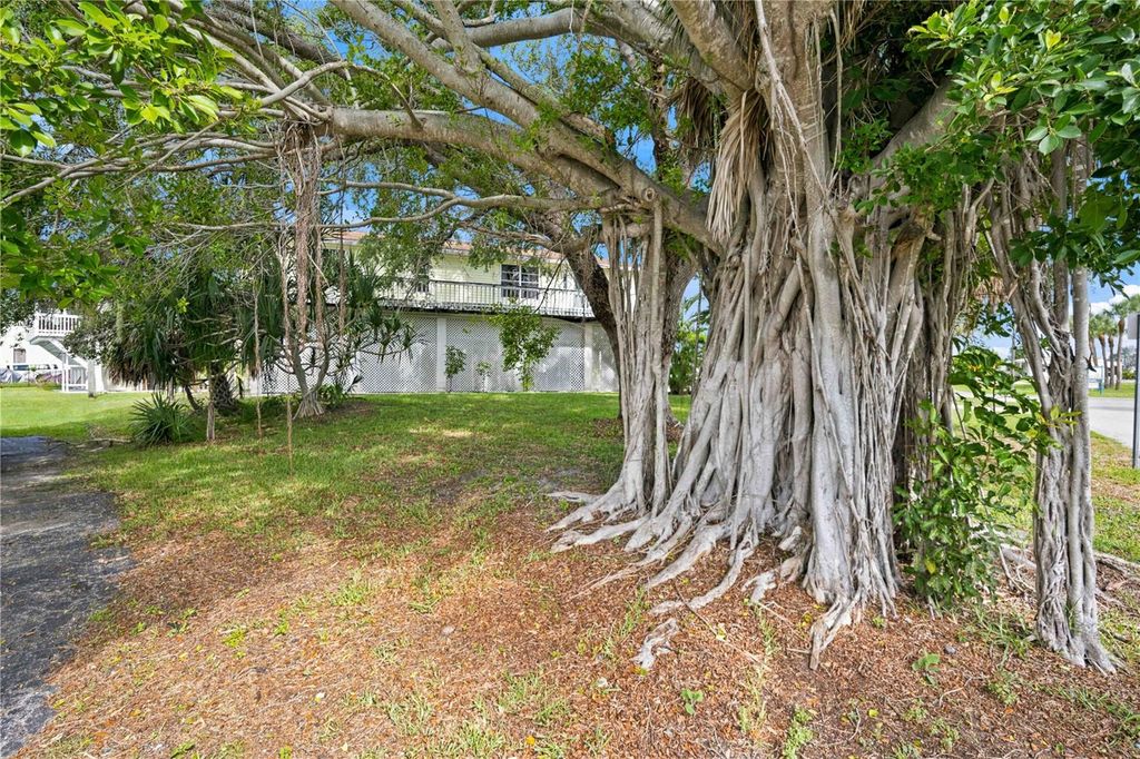 Image 48 of property listing at 6904 22ND STREET W, Bradenton, FL 34207