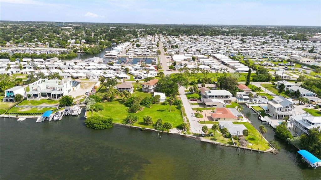 Image 57 of property listing at 6904 22ND STREET W, Bradenton, FL 34207