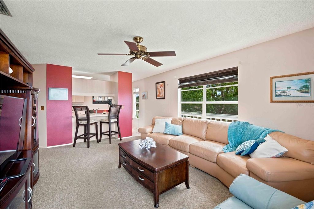 Image 8 of property listing at 6904 22ND STREET W, Bradenton, FL 34207