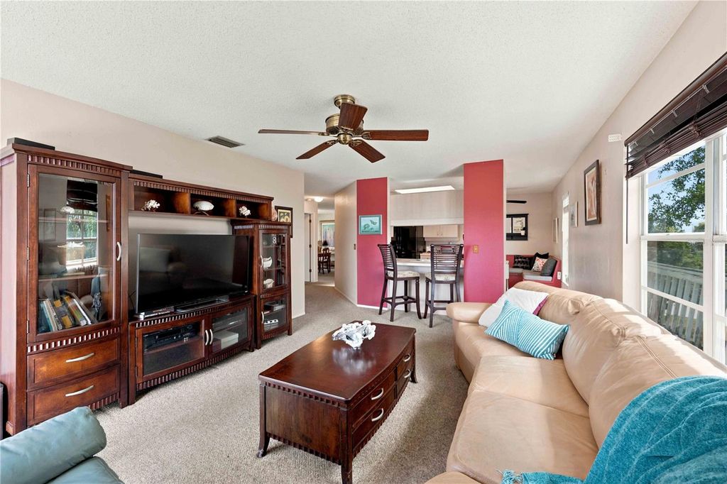 Image 9 of property listing at 6904 22ND STREET W, Bradenton, FL 34207